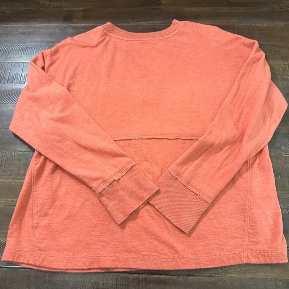 Wonderly Top M Orange Raw Seam Split Neck Long Sleeve Slub Knit Pullover - Picture 2 of 3